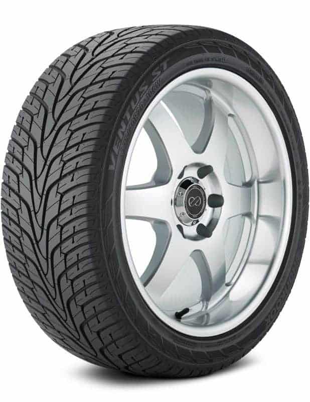 Hankook Ventus ST RH06 (305/45R22)