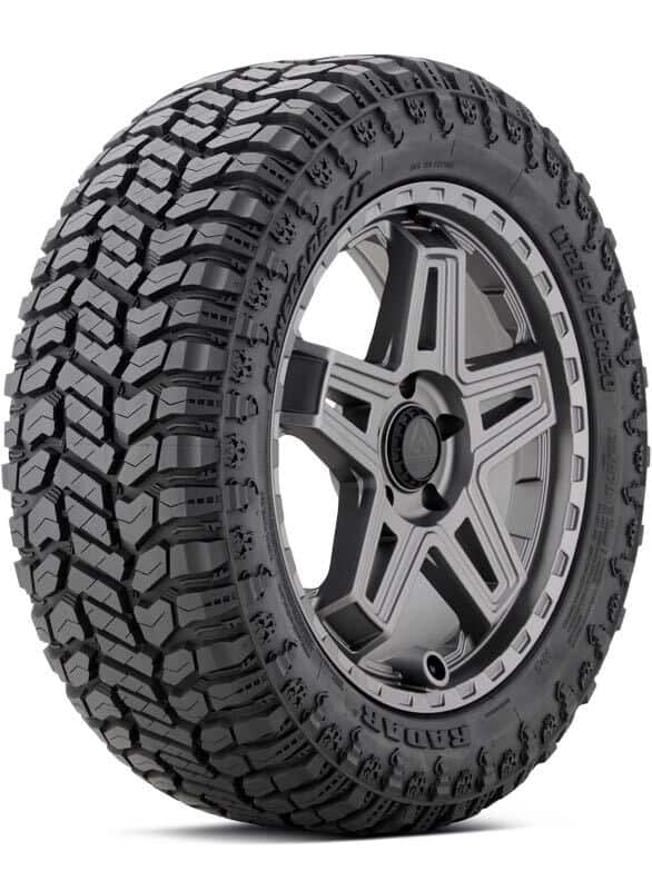 Radar Renegade R/T (275/65R20)