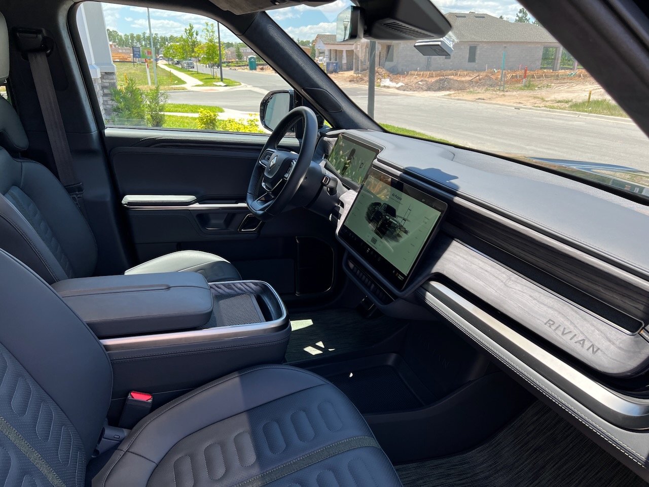 Jose with his Gen 1 Rivian R1T on delivery day