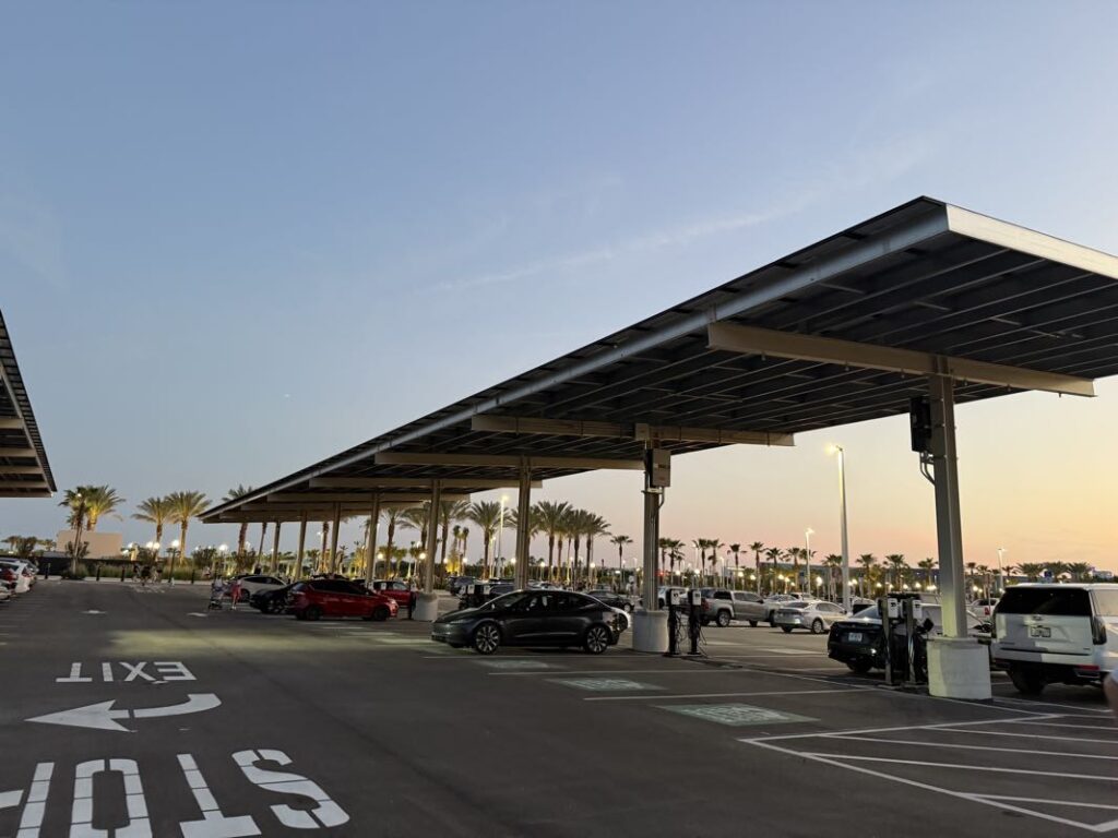 /kWh to Charge at Universal Epic Universe Theme Park?