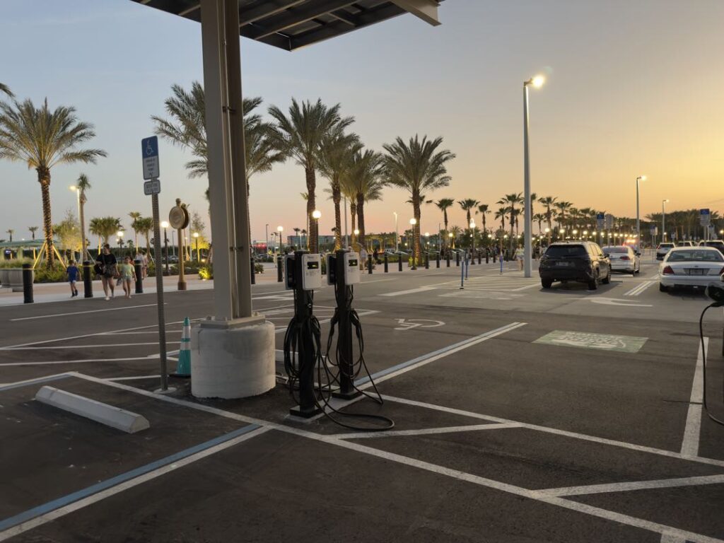/kWh to Charge at Universal Epic Universe Theme Park?