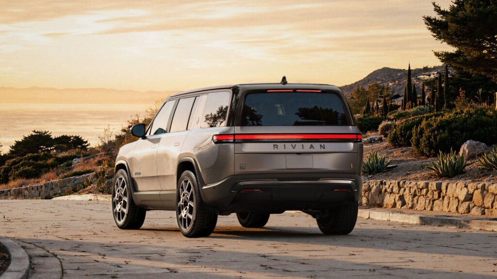 Rivian R1S Quad Pebble Beach Edition