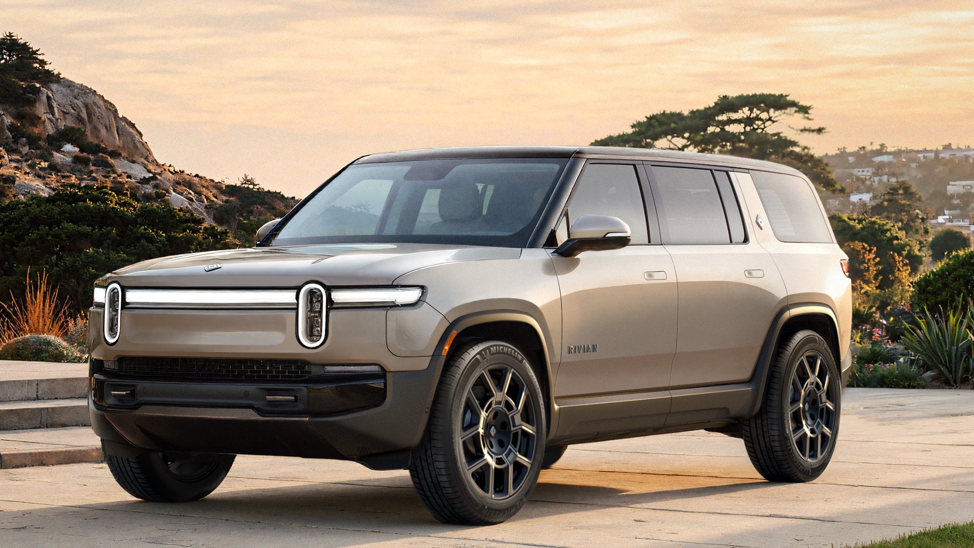 Rivian R1S Quad Pebble Beach Edition
