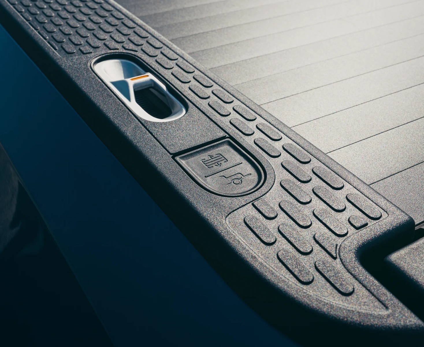 Powered Tonneau Cover