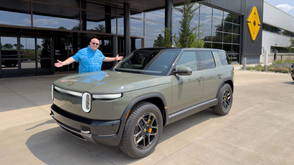 Rivian R2 Delivery Normal