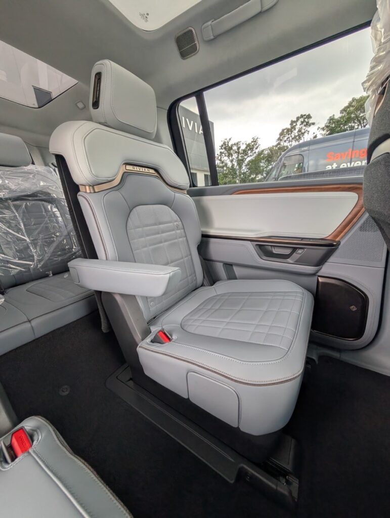2027 Rivian R1S Captain's Chairs Slate Sky