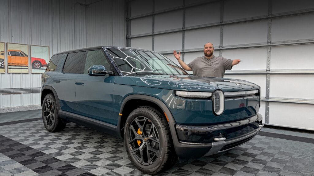 Detailer Gives the Rivian R2 a 9 Out of 10 on Fit and Finish