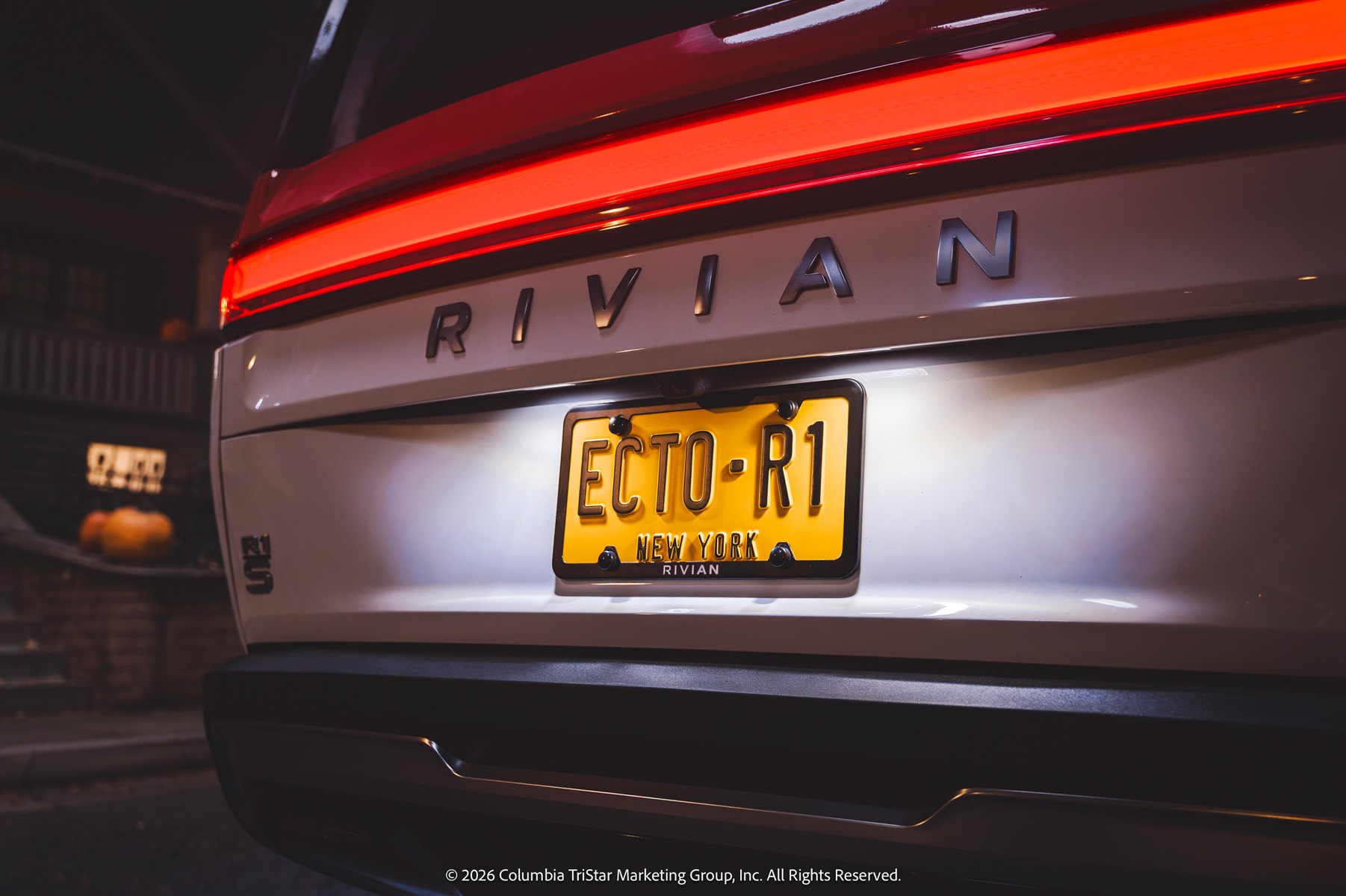 Ecto-R1 license plate